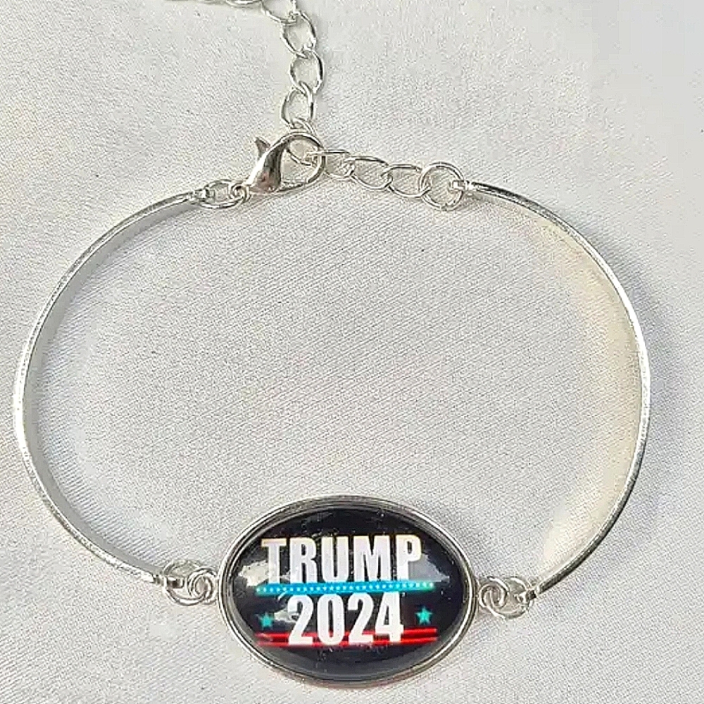 Trump 2024 bracelet! NWT! 🇺🇸